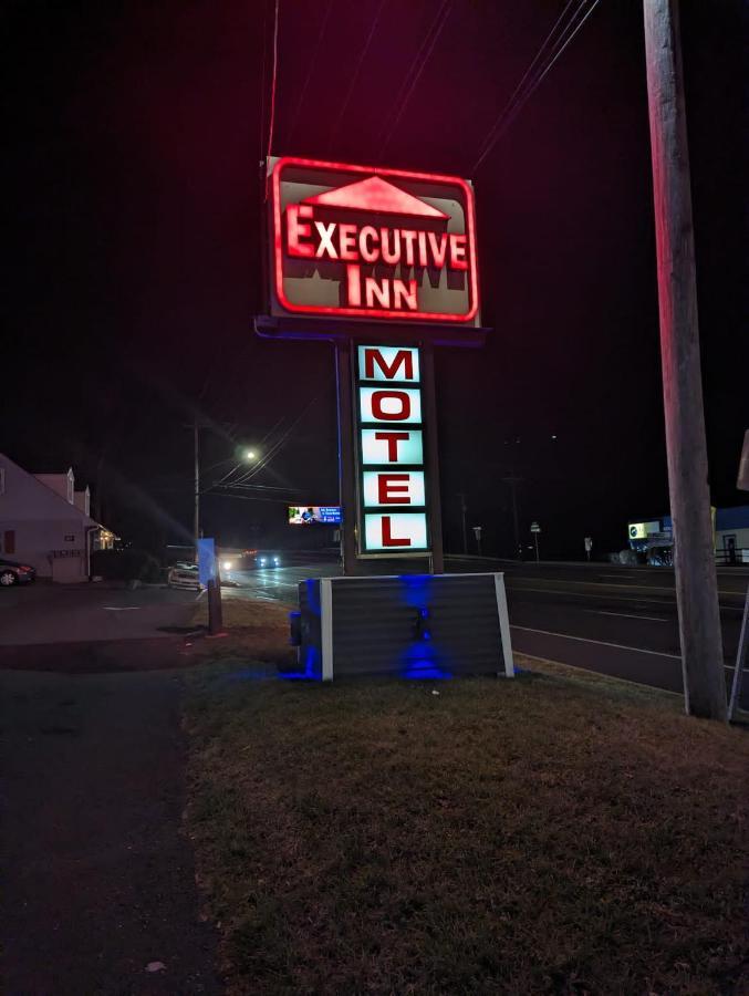 Executive Inn Coopersburg Екстериор снимка